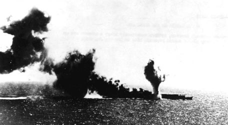 Потопление японского лёгкого авианосца "Shoho" в Коралловом море 8 мая 1942 г.