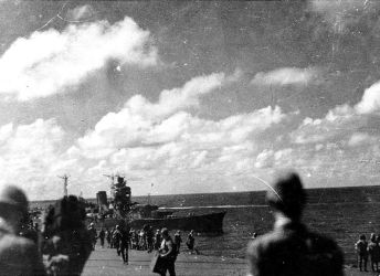 На палубе "Zuikaku" в октябре 1944 г.
